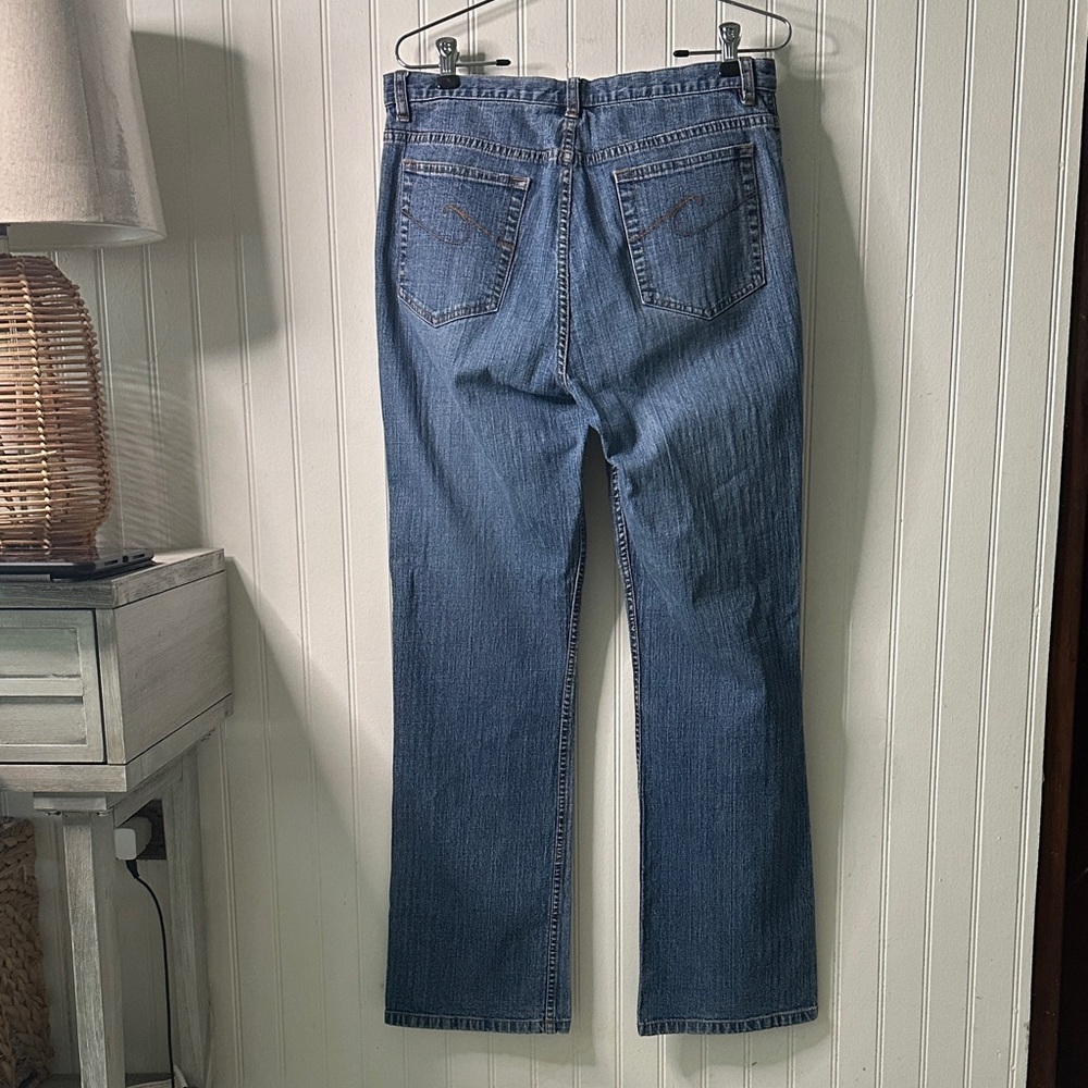 Chico’s Denim Semi Flare Leg Blue Jeans sz M/8 (1) - Picture 11 of 14